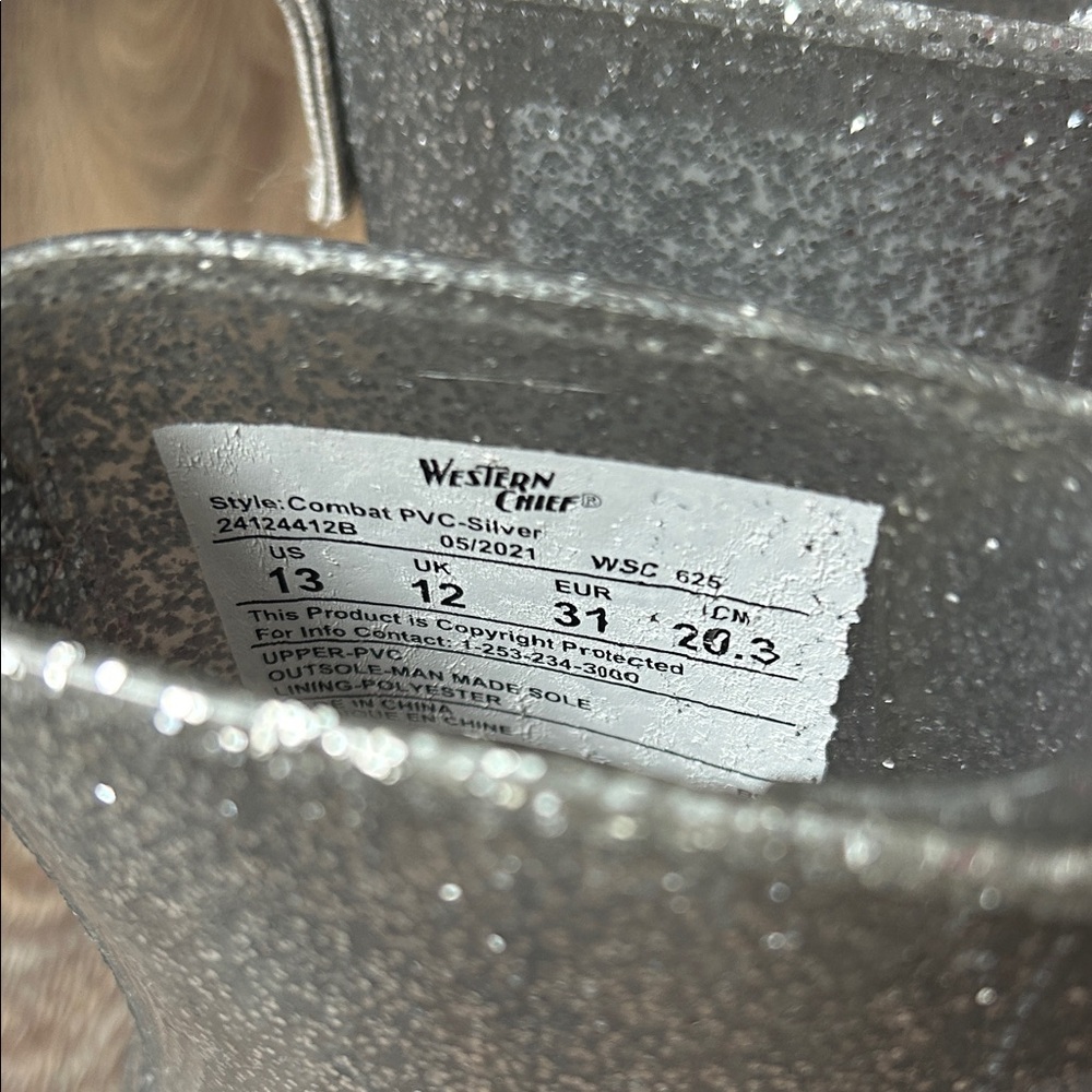 Western Chief Glittery Boots with Pink Laces - Picture 2 of 4